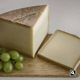 23. Aug ''12: milder Bergkäse (6 Monate gereift)