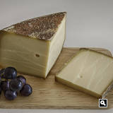 23. Aug ''12: pikanter Bergkäse (12 Monate gereift)